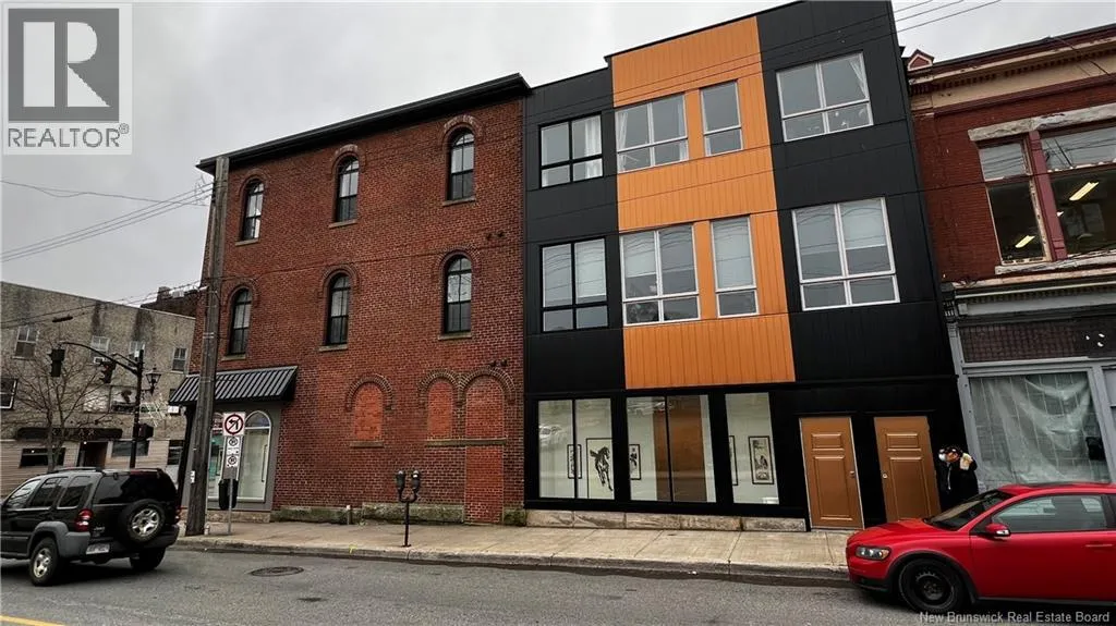 Fourplex for rent: 1-3 Charlotte Street, Saint John, New Brunswick E2L 2H3