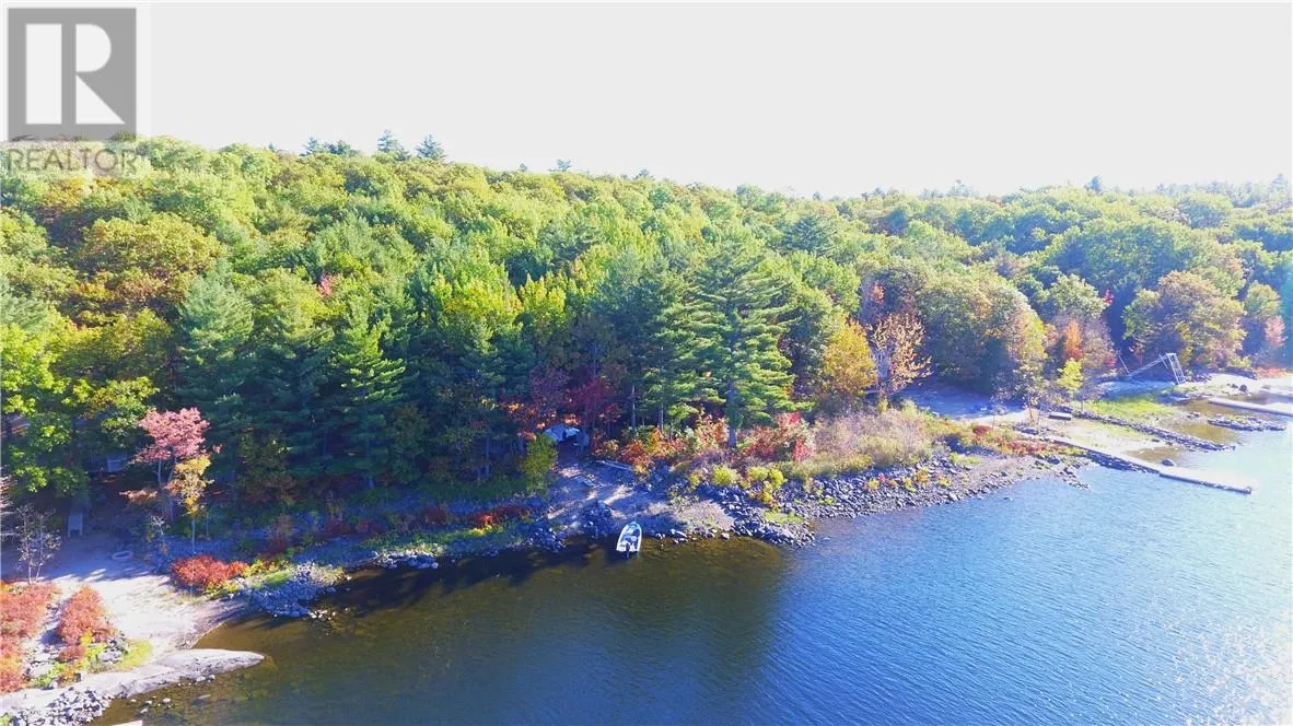 Recreational for rent: 13 Four Mile Island, Alban, Ontario P0M 1A0