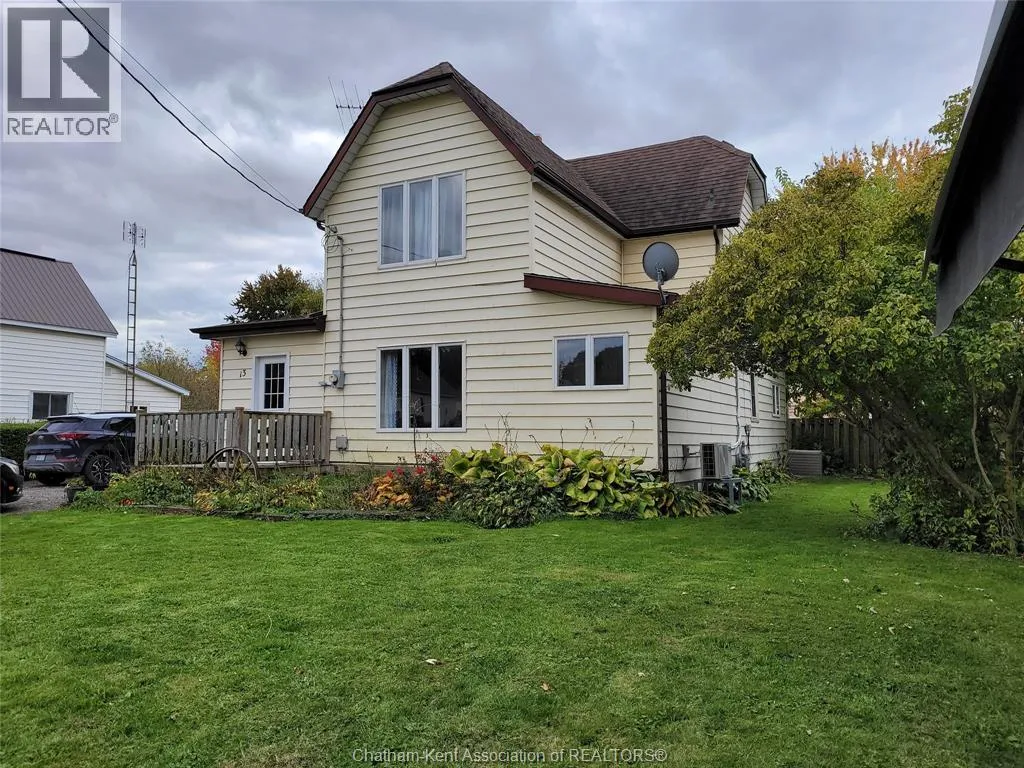 House for rent: 13 John Park Line, Tupperville, Ontario N0P 2M0