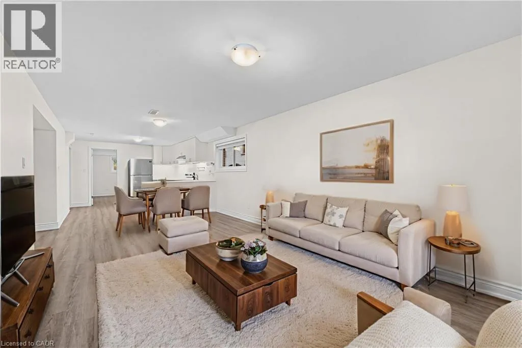 House for rent: 13 Meadowbrook Crescent Unit# Basement, St. Catharines, Ontario L2M 7G8