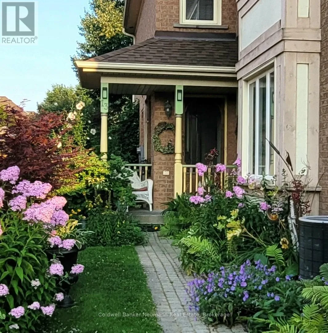 Row / Townhouse for rent: 13 Pressed Brick Drive, Brampton, Ontario L6V 4K8