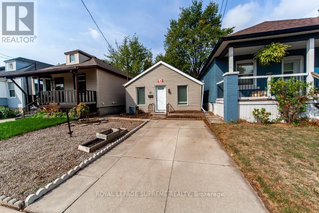 House for rent: 13 Robins Avenue, Hamilton, Ontario L8H 4M5