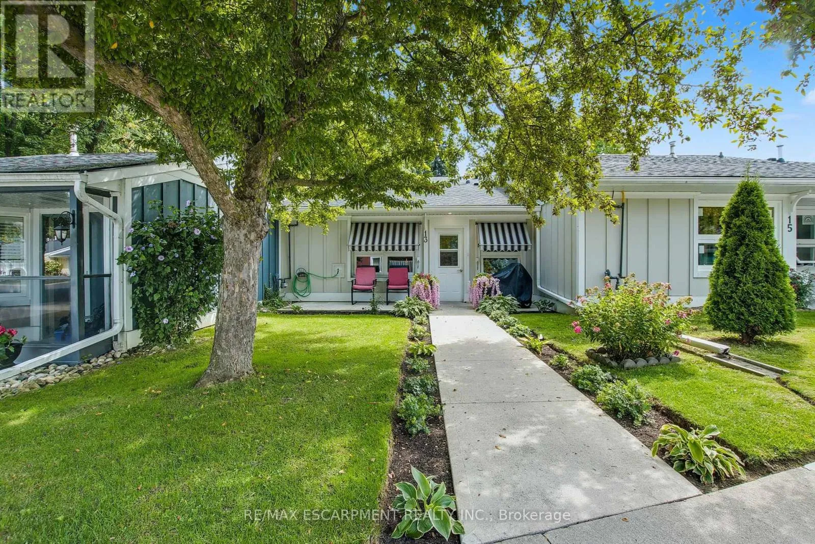 Row / Townhouse for rent: 13 Sister Varga Terrace, Hamilton, Ontario L9B 1T8