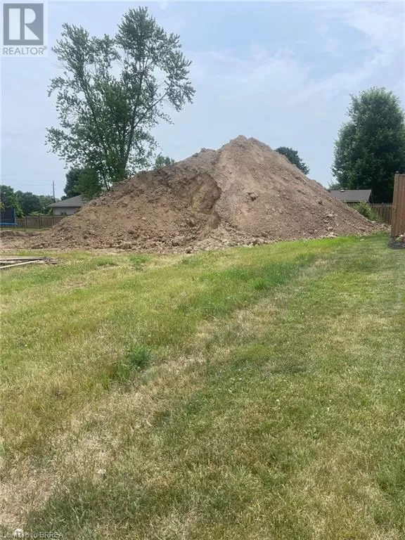 13 Sunview Drive, Norwich, Ontario N0J 1P0