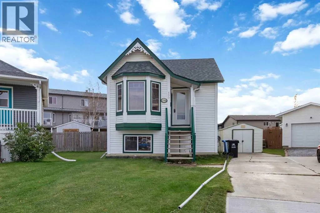 House for rent: 130 Athabasca Place, Fort McMurray, Alberta T9J 1B4