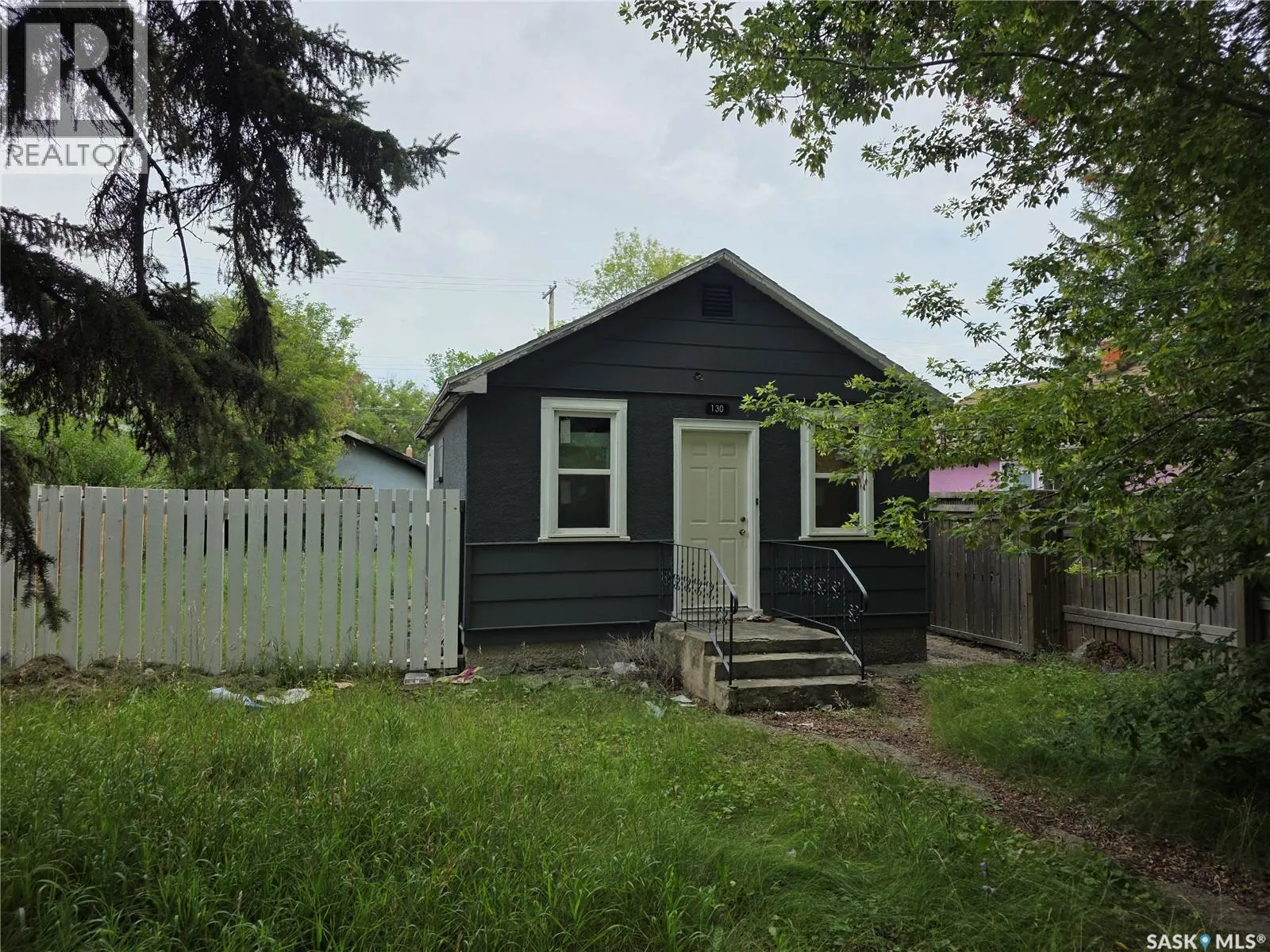 House for rent: 130 K Avenue S, Saskatoon, Saskatchewan S7M 2C6