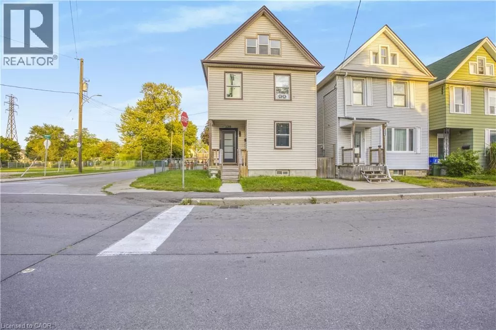 House for rent: 130 Stirton Street, Hamilton, Ontario L8L 6G2