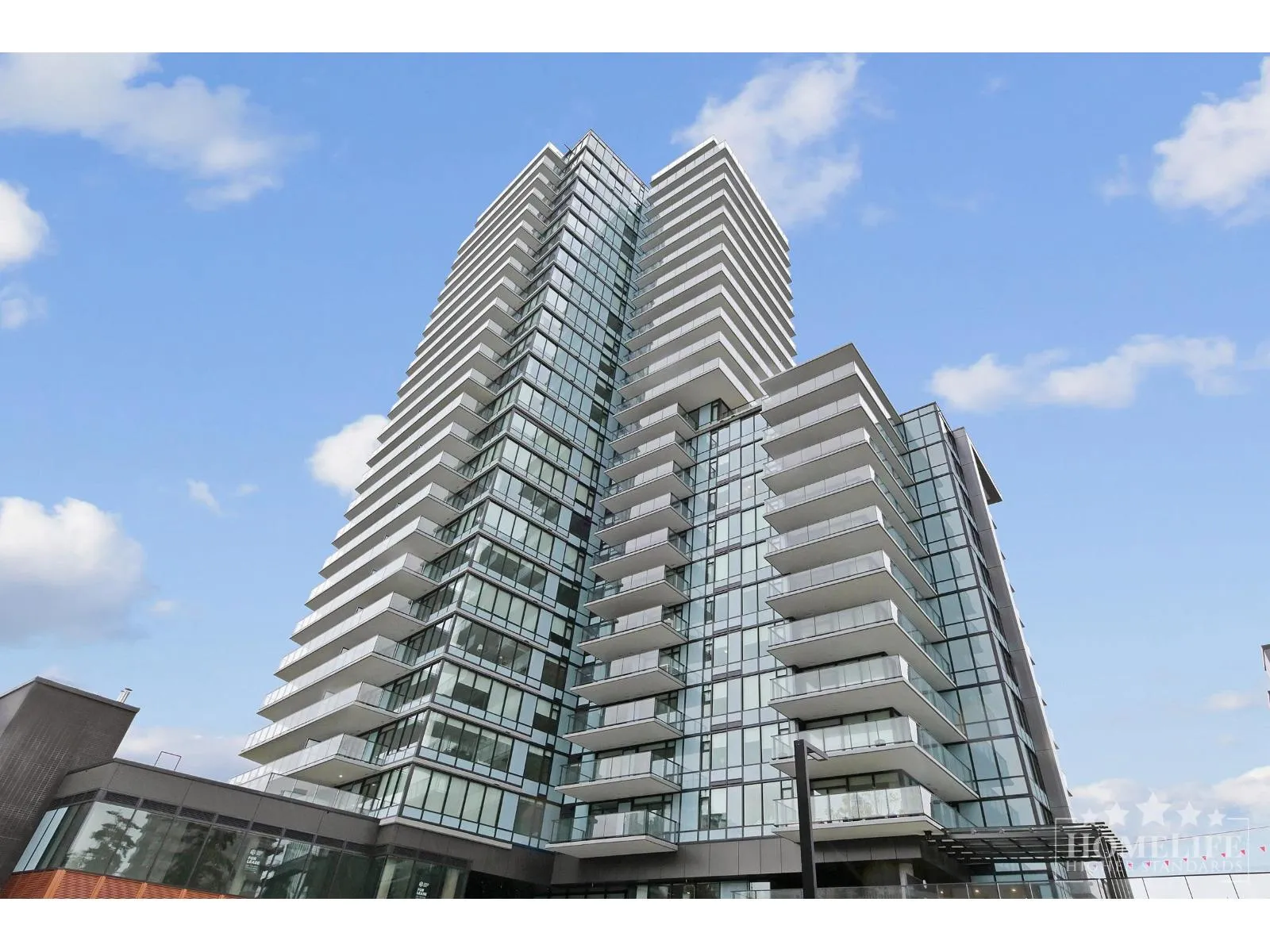 Apartment for rent: 1302 1588 Johnston Road, White Rock, British Columbia V4B 3Z7