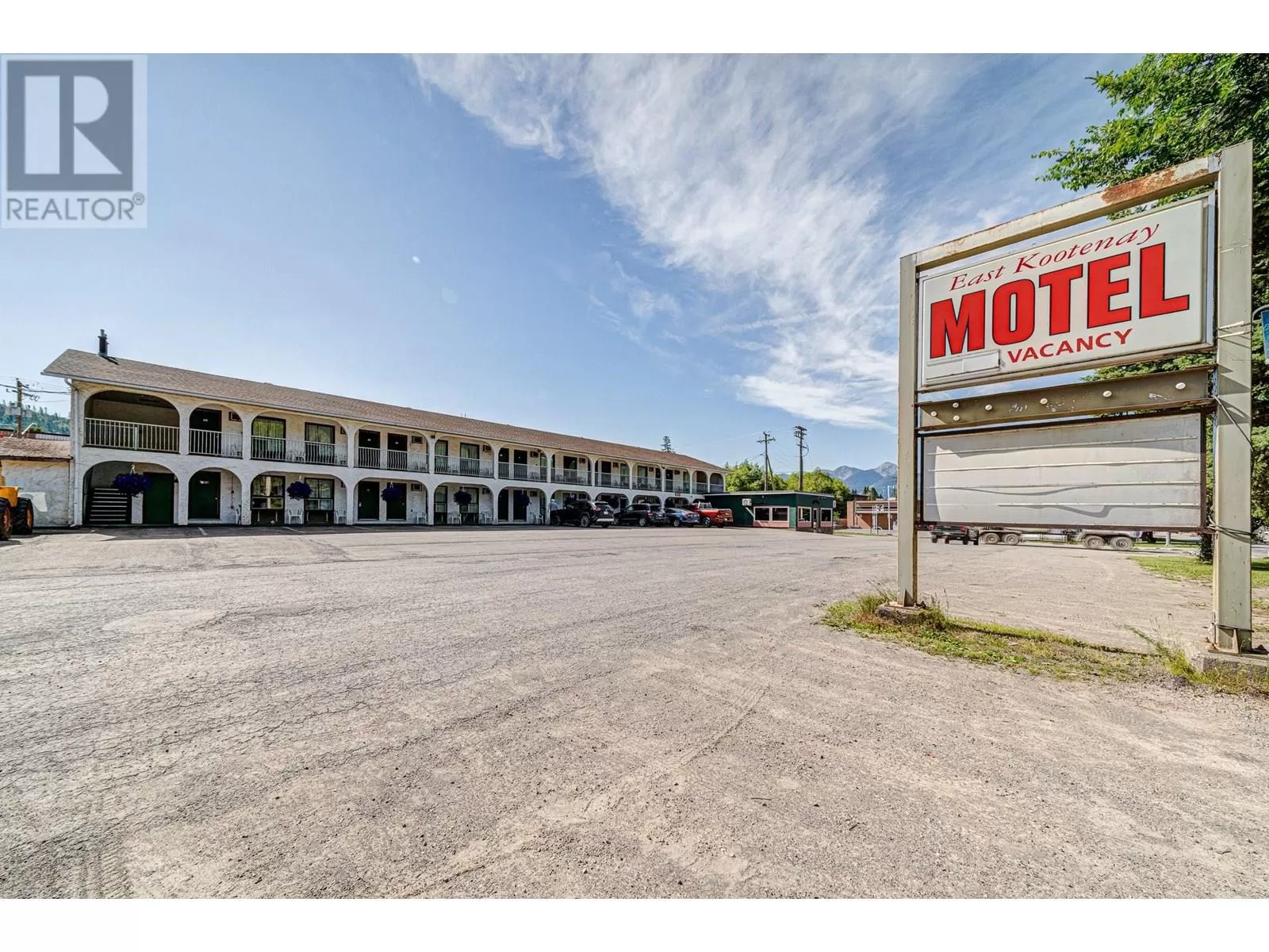 Other for rent: 1302 Highway 3, Fernie, British Columbia V0B 1M5