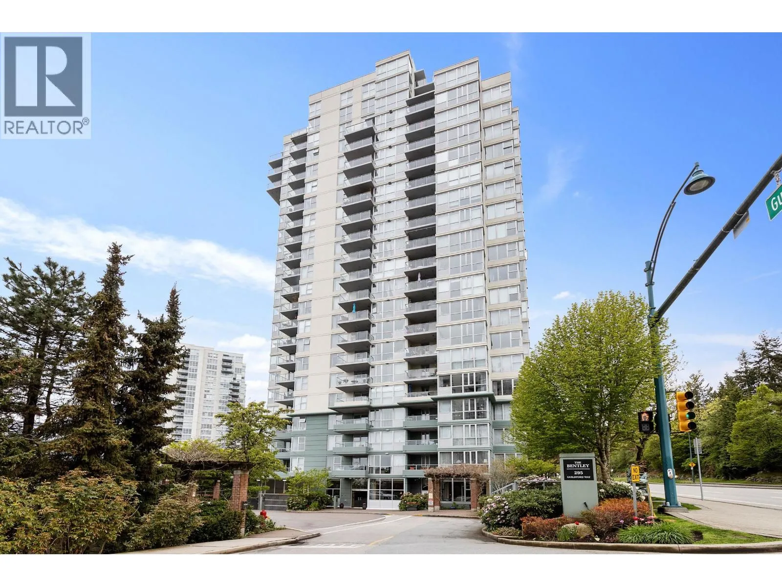 Apartment for rent: 1303 295 Guildford Way, Port Moody, British Columbia V3H 5N3