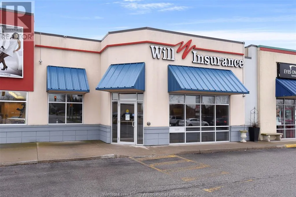 13039 Tecumseh Road East, Tecumseh, Ontario N8N 3T4