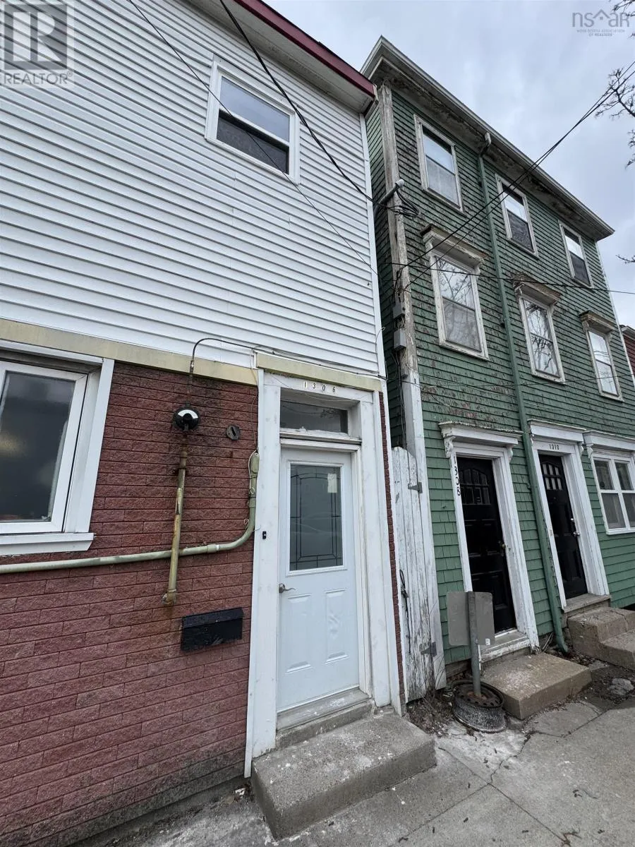 Duplex for rent: 1304 Birmingham Street, Halifax, Nova Scotia B3J 2J2