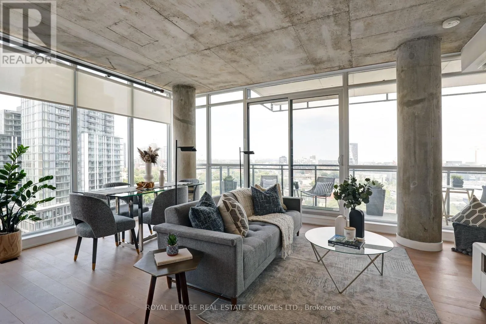 Apartment for rent: 1305 - 318 King Street E, Toronto, Ontario M5A 1K6