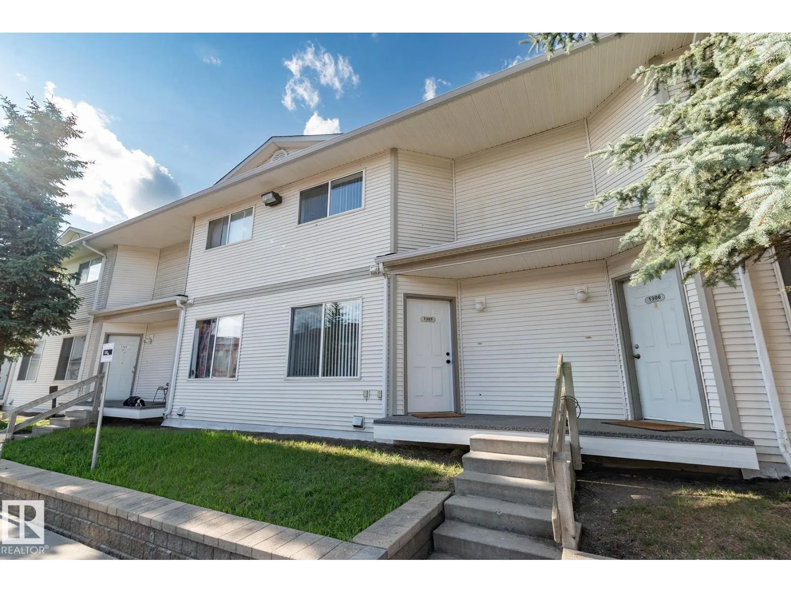 Row / Townhouse for rent: #1305 610 King St, Spruce Grove, Alberta T7X 4J9