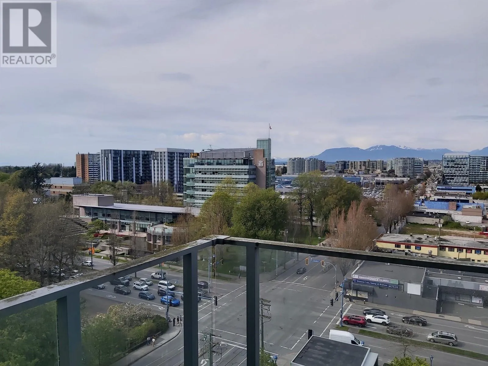 Apartment for rent: 1305 7080 No. 3 Road, Richmond, British Columbia V6Y 0B5