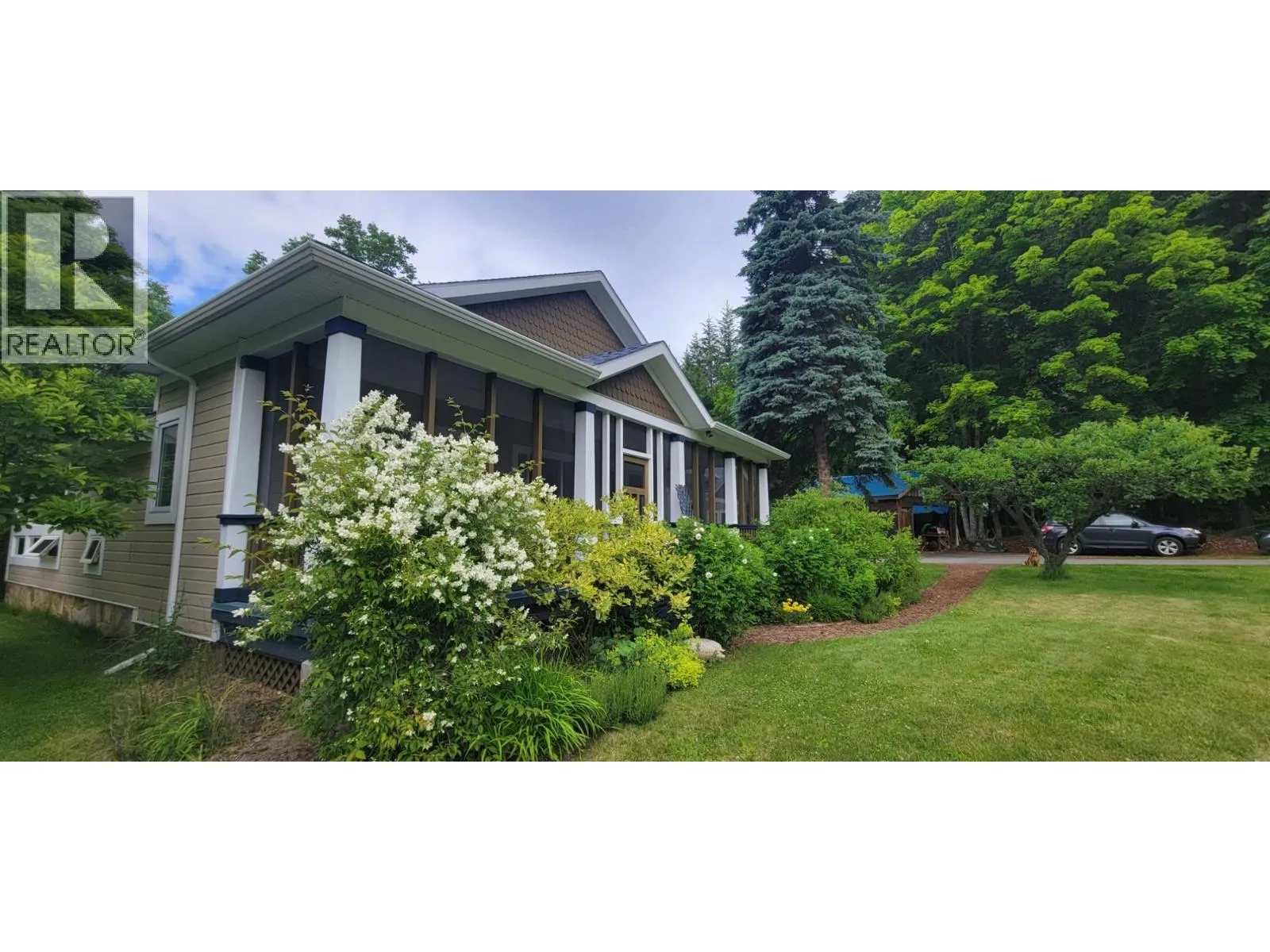 House for rent: 1305 Denver Siding Road, New Denver, British Columbia V0G 1S1