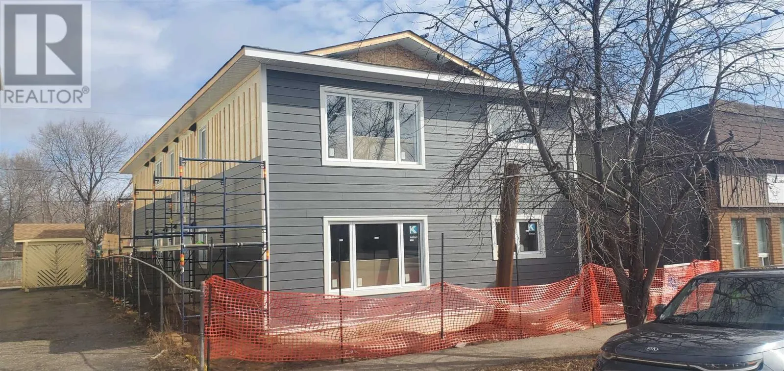 Multi-Family for rent: 1305 Victoria Ave E, Thunder Bay, Ontario P7C 1C3