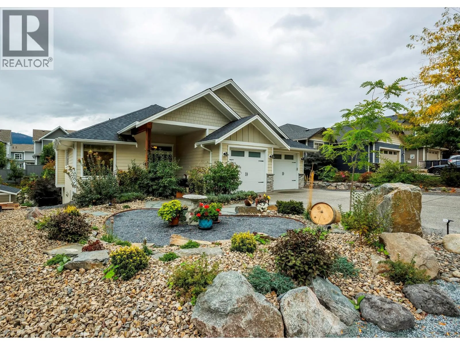 House for rent: 13053 Shoreline Drive, Lake Country, British Columbia V4V 2N8