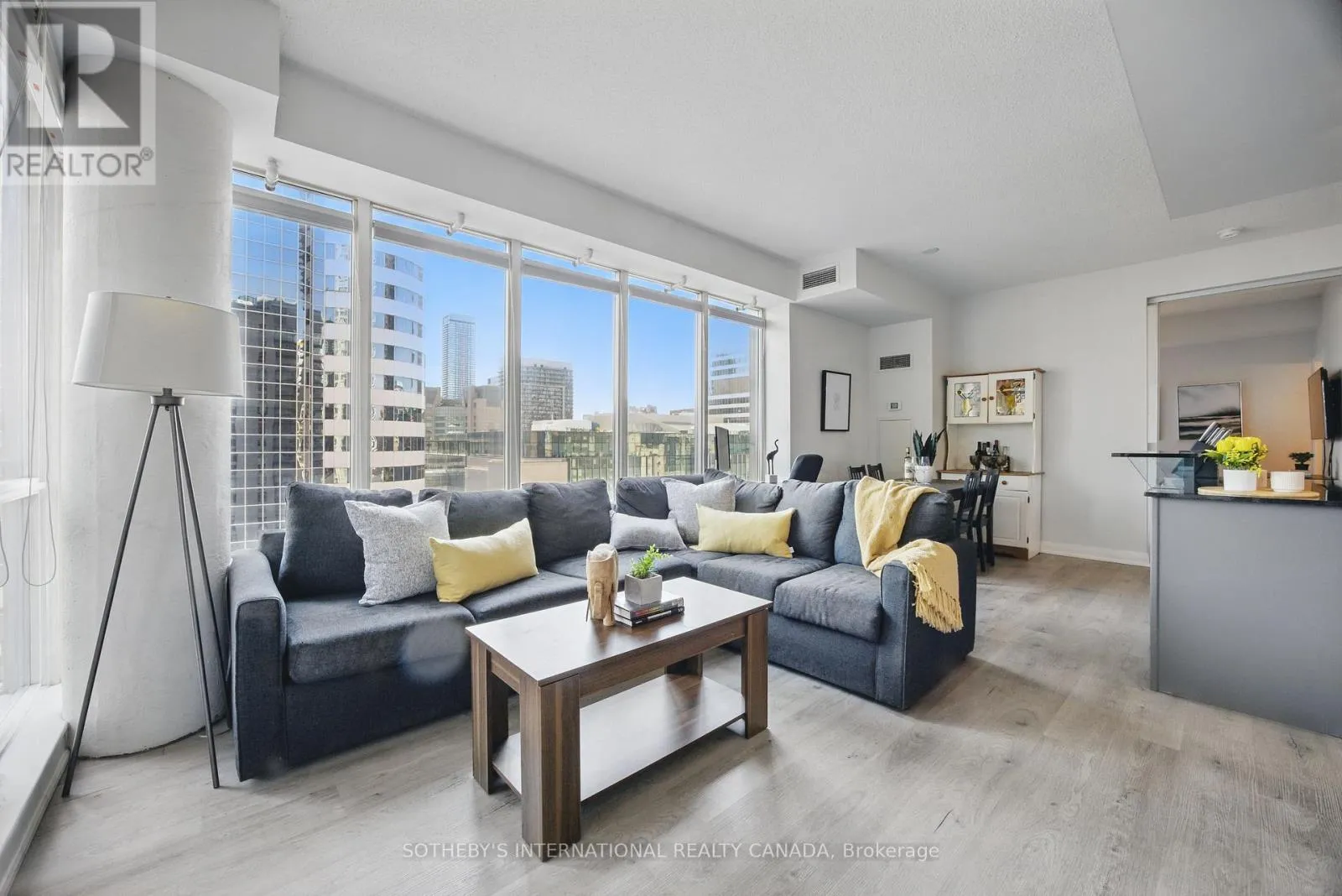 Apartment for rent: 1307 - 220 Victoria Street, Toronto, Ontario M5B 2R6