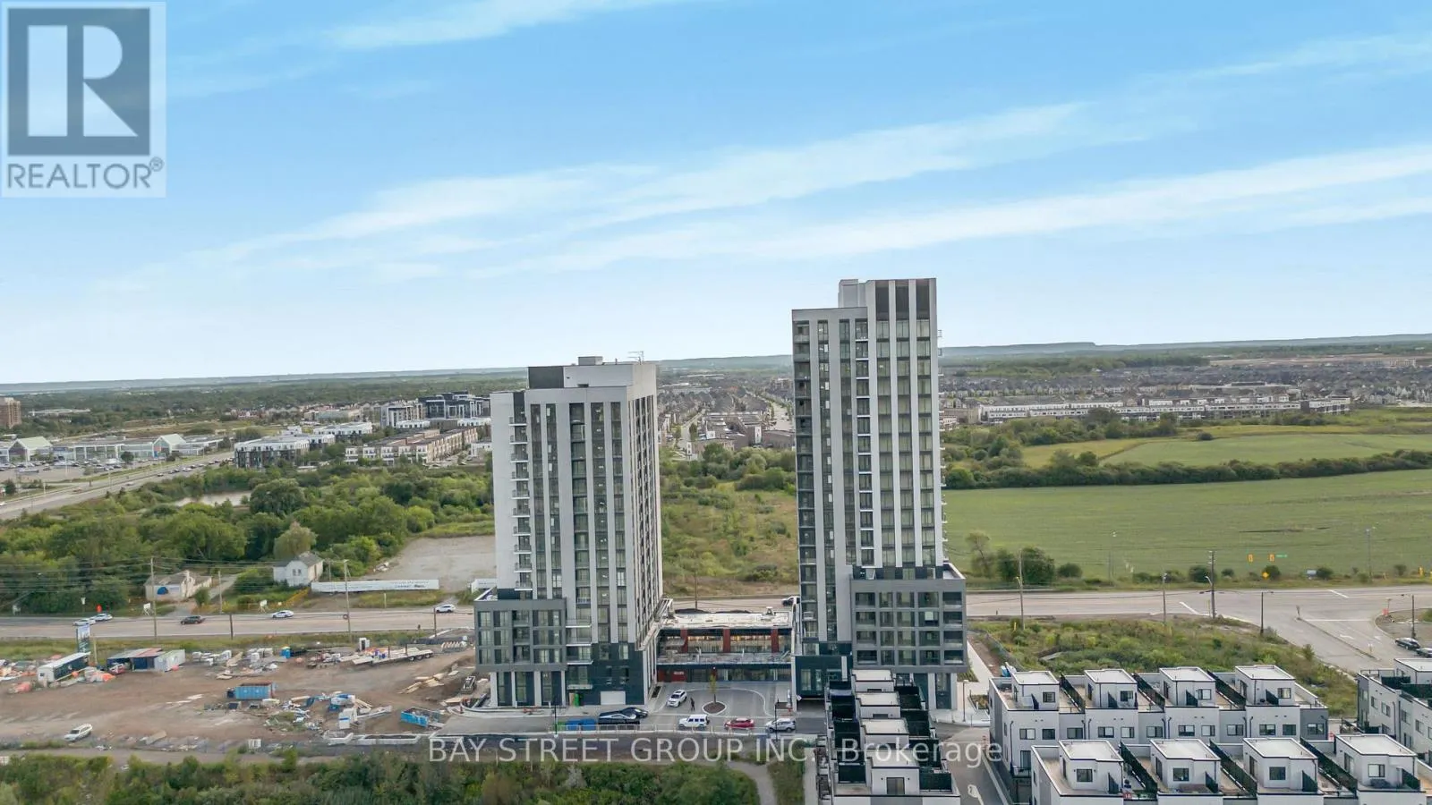 Apartment for rent: 1307 - 3071 Trafalgar Road, Oakville, Ontario L6H 8C6