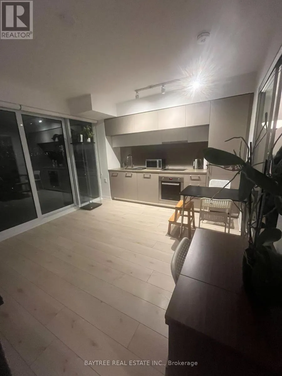 Apartment for rent: 1307 - 99 Foxbar Road, Toronto, Ontario M4V 0B2