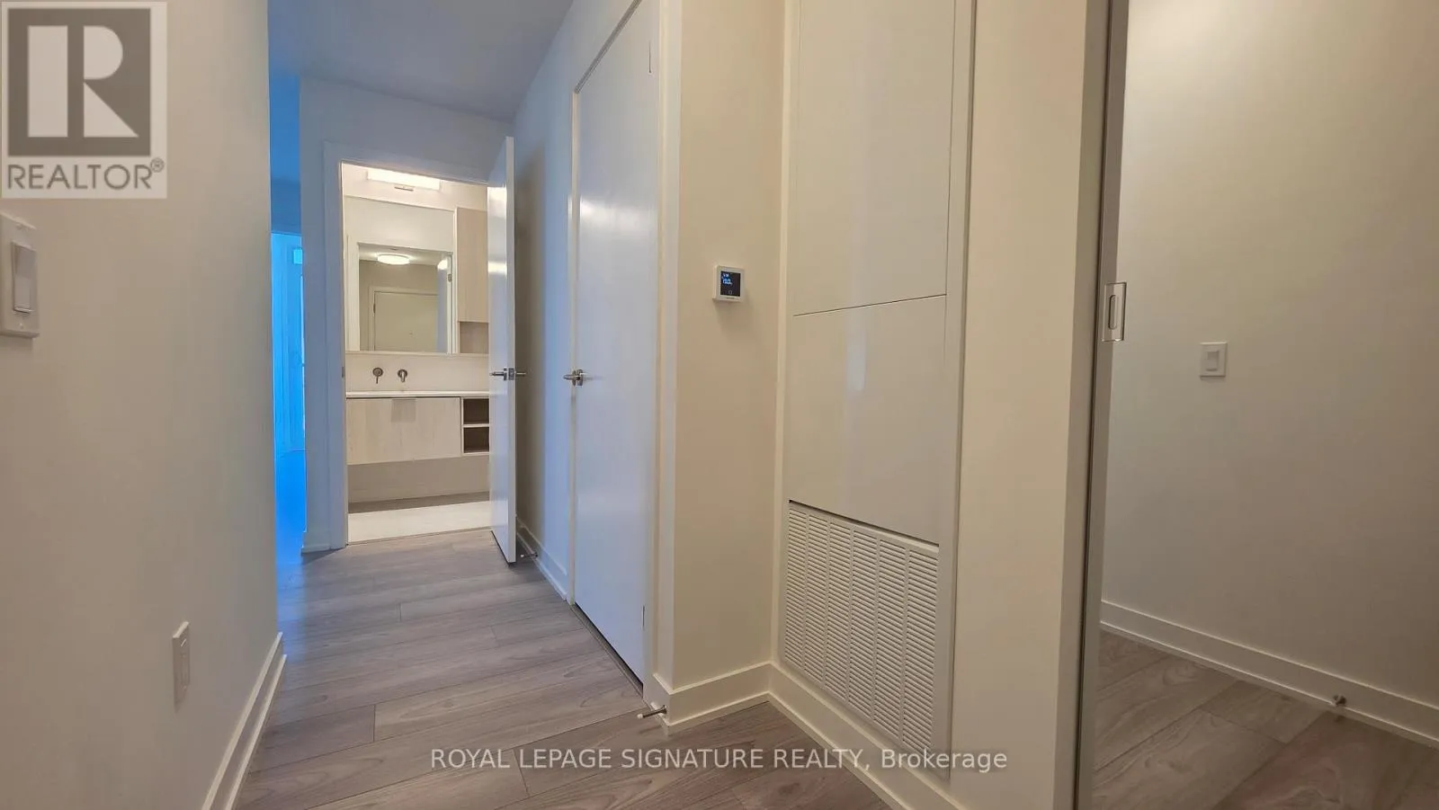 Apartment for rent: 1309 - 110 Broadway Avenue, Toronto, Ontario M4P 1V7