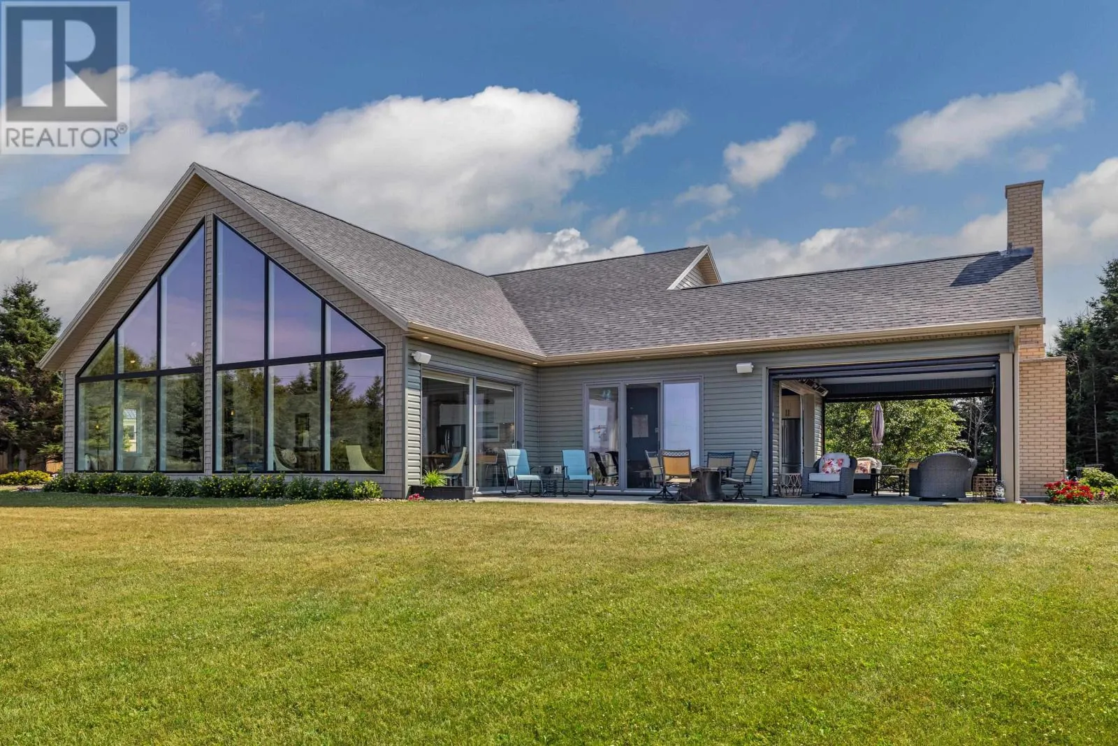 House for rent: 131 Bayview Drive, Anglo Rustico, Prince Edward Island C0A 1N0