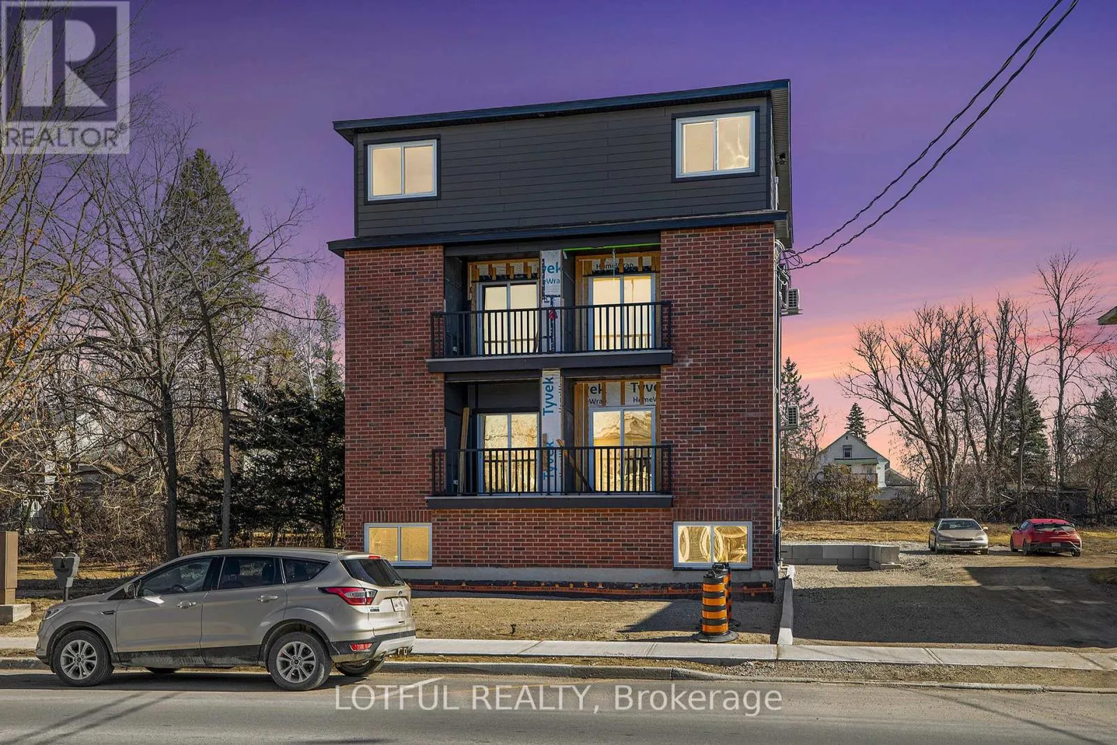 Fourplex for rent: 131 Gore Street E, Perth, Ontario K7H 1J6