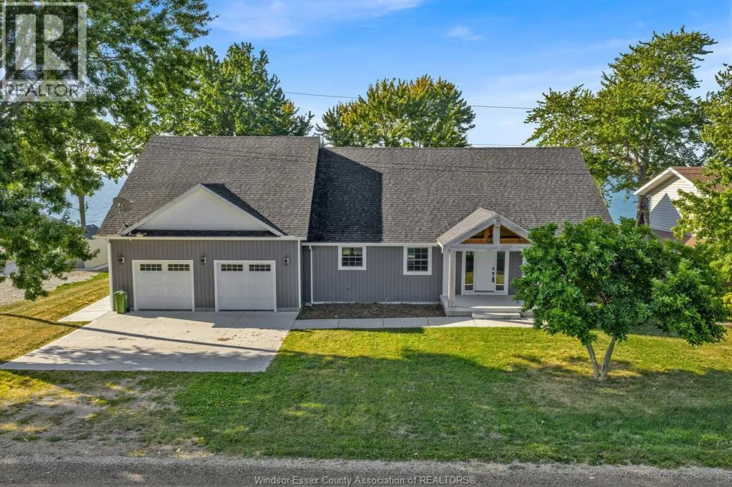 House for rent: 131 Howe Road, Colchester South, Ontario N0R 1G0