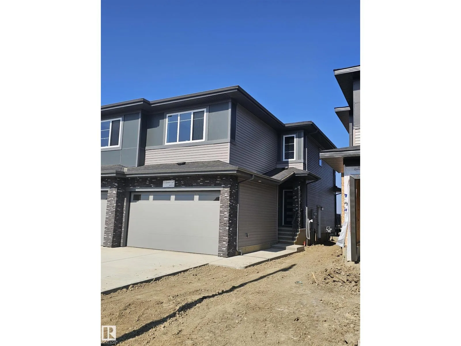 Duplex for rent: 131 Pierwyck Lo, Spruce Grove, Alberta T7X 3H1