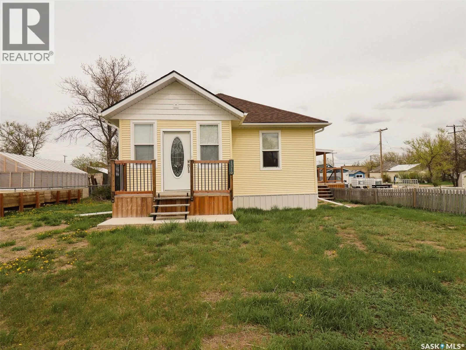 House for rent: 1310 Buick Street, Cadillac, Saskatchewan S0N 0K0