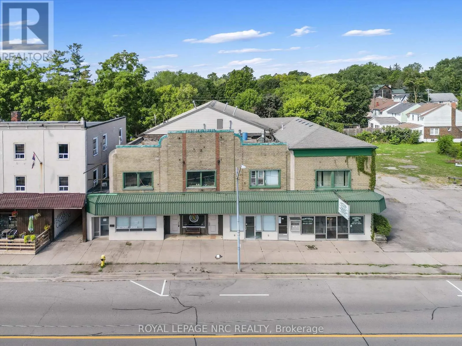 131-139 Niagara Boulevard, Fort Erie, Ontario L2A 3G6