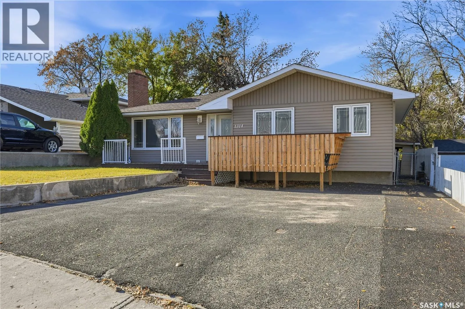 House for rent: 1314 Henleaze Avenue, Moose Jaw, Saskatchewan S6H 3W2