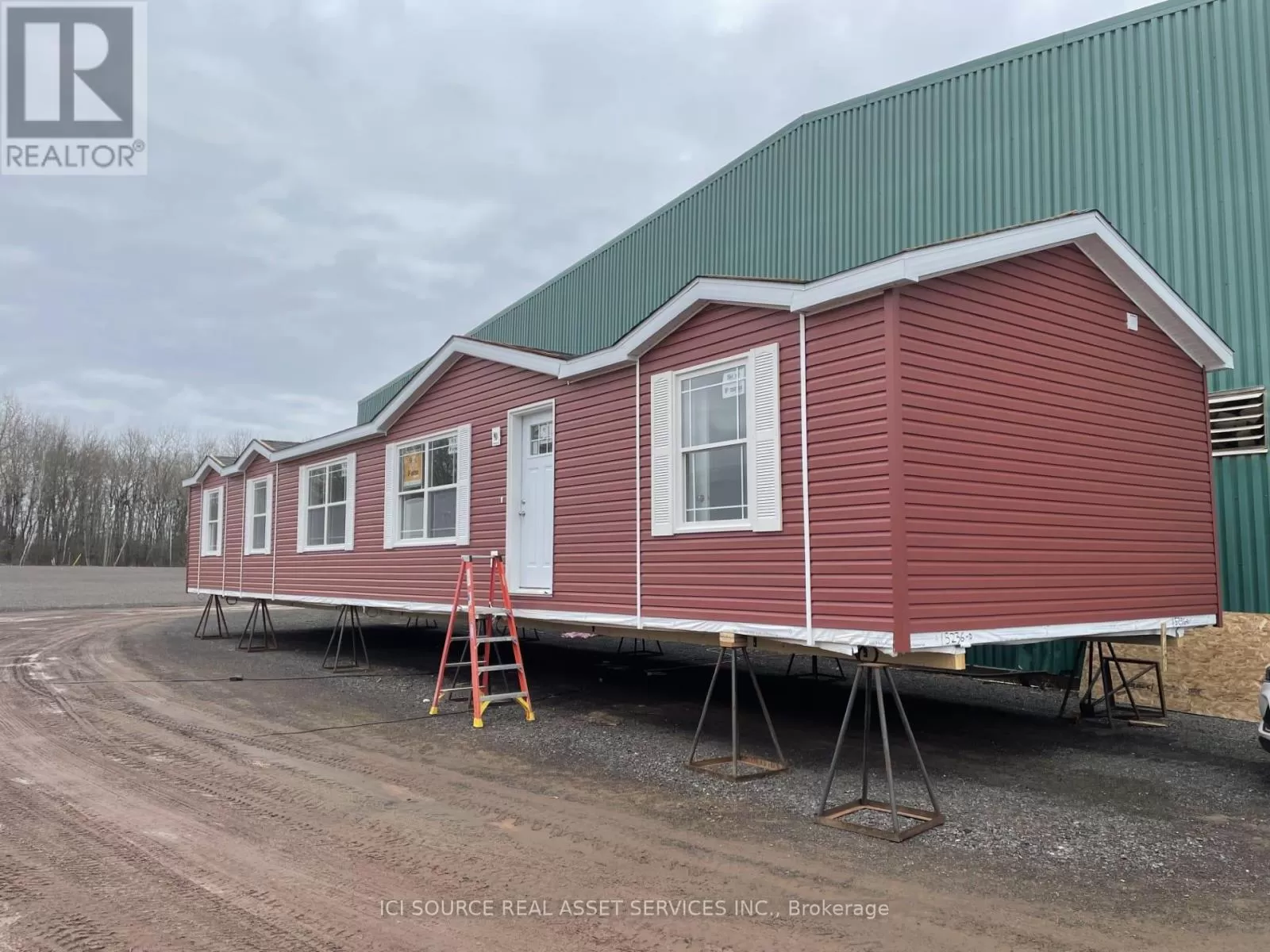 Mobile Home for rent: 1316 Sunflower Private, Ottawa, Ontario K0A 1V0