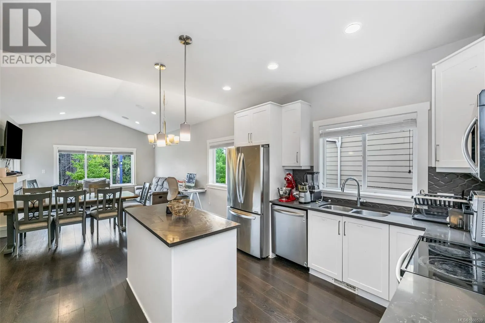 House for rent: 1318 Bombardier Cres, Langford, British Columbia V8Z 5A3