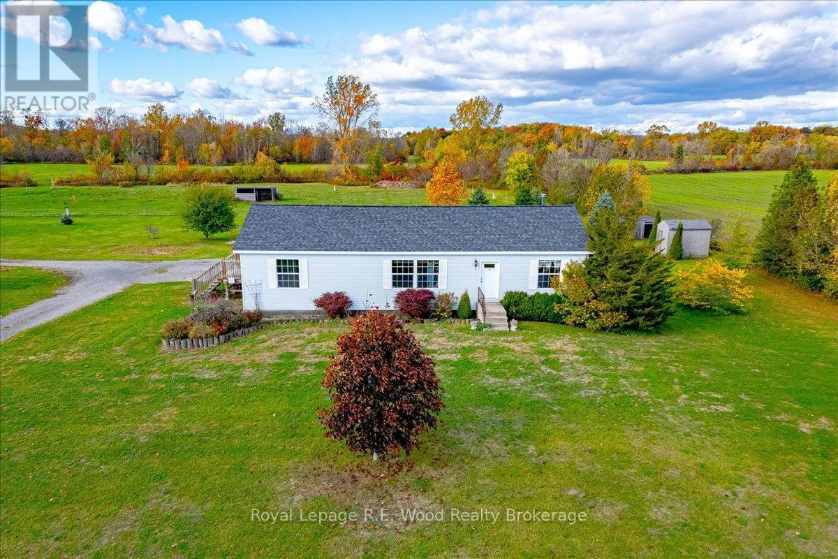 1319 Windham Centre Road, Norfolk, Ontario N0E 2A0