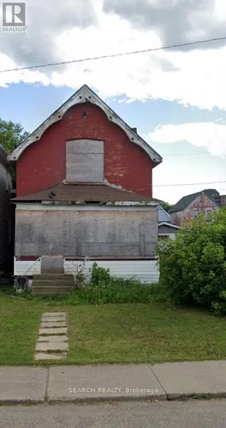 House for rent: 132 Bethune Street, Thunder Bay, Ontario P7C 2G3