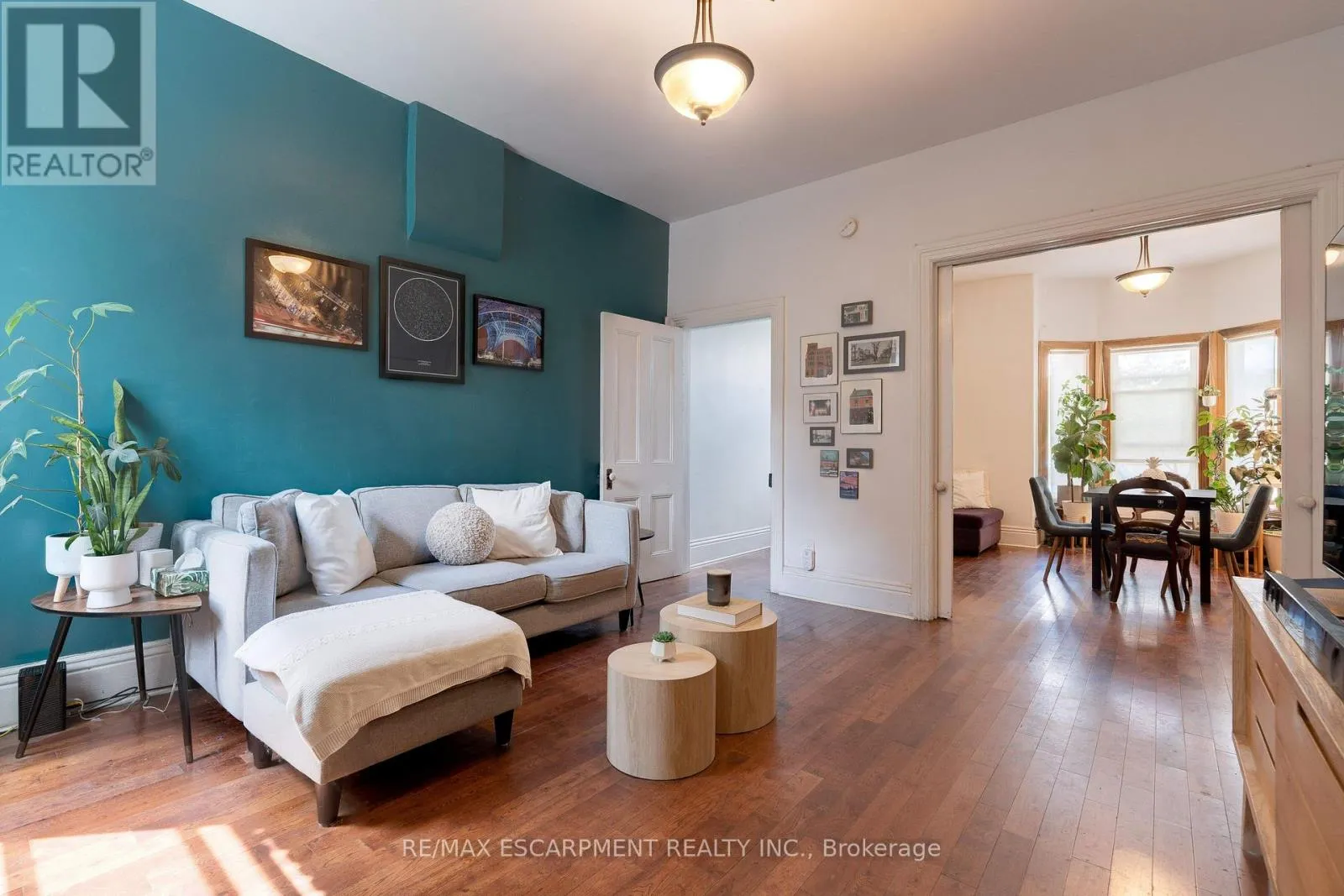 House for rent: 132 Ferguson Avenue N, Hamilton, Ontario L8R 1L7