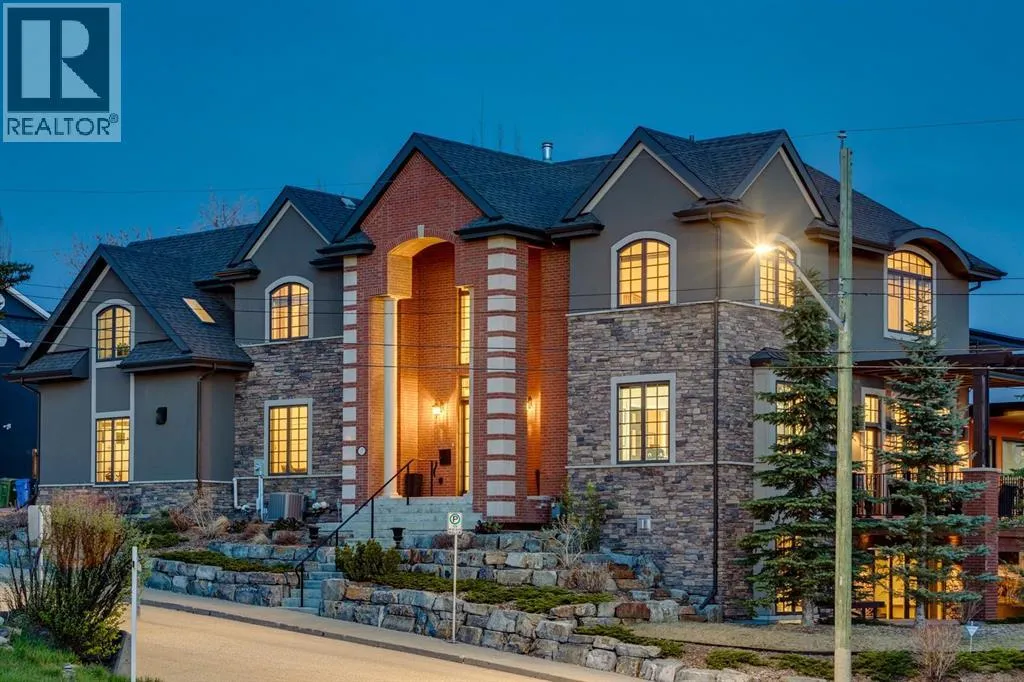 House for rent: 1320 17a Street Nw, Calgary, Alberta T2N 2E9