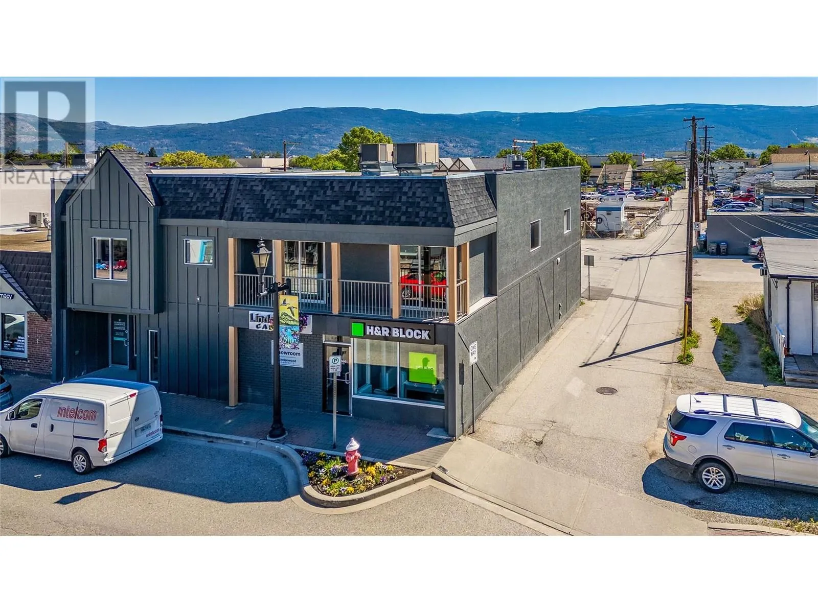 Residential Commercial Mix for rent: 13201 Victoria Road, Summerland, British Columbia V0H 1Z0