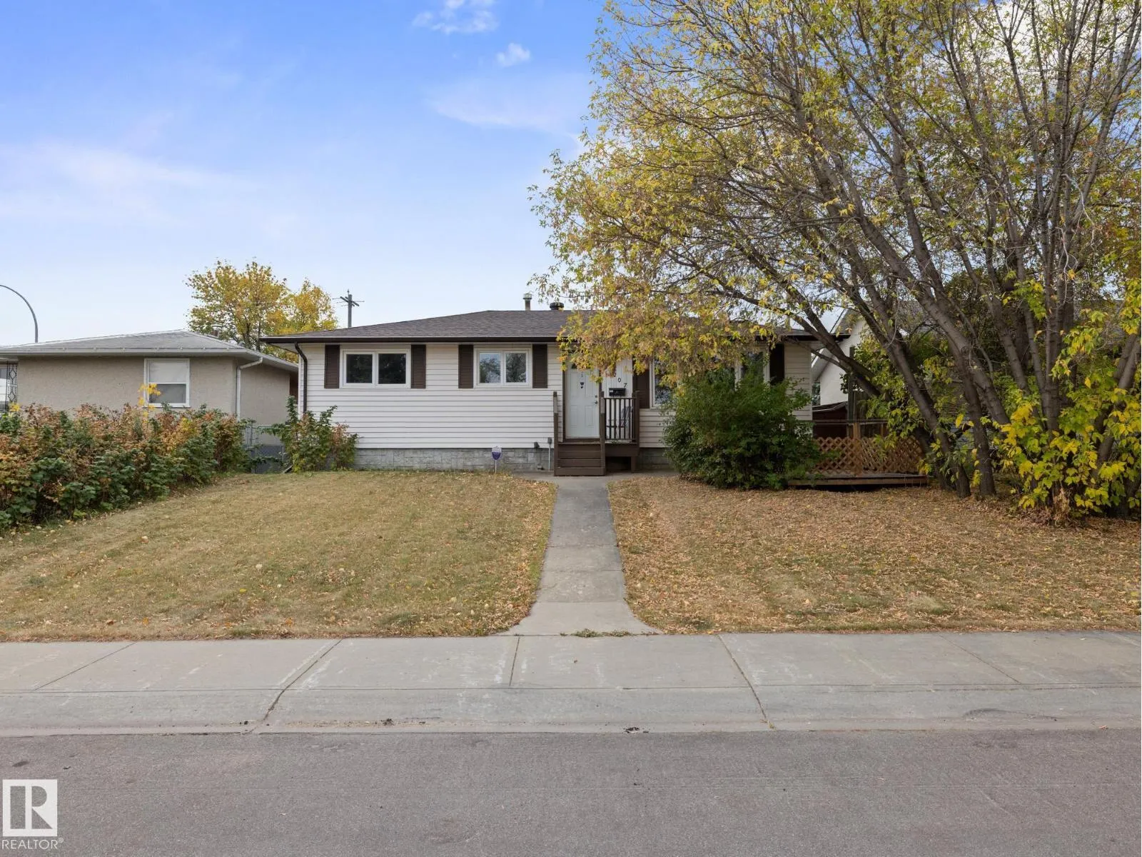 House for rent: 13207 133 Av Nw, Edmonton, Alberta T6V 1A8