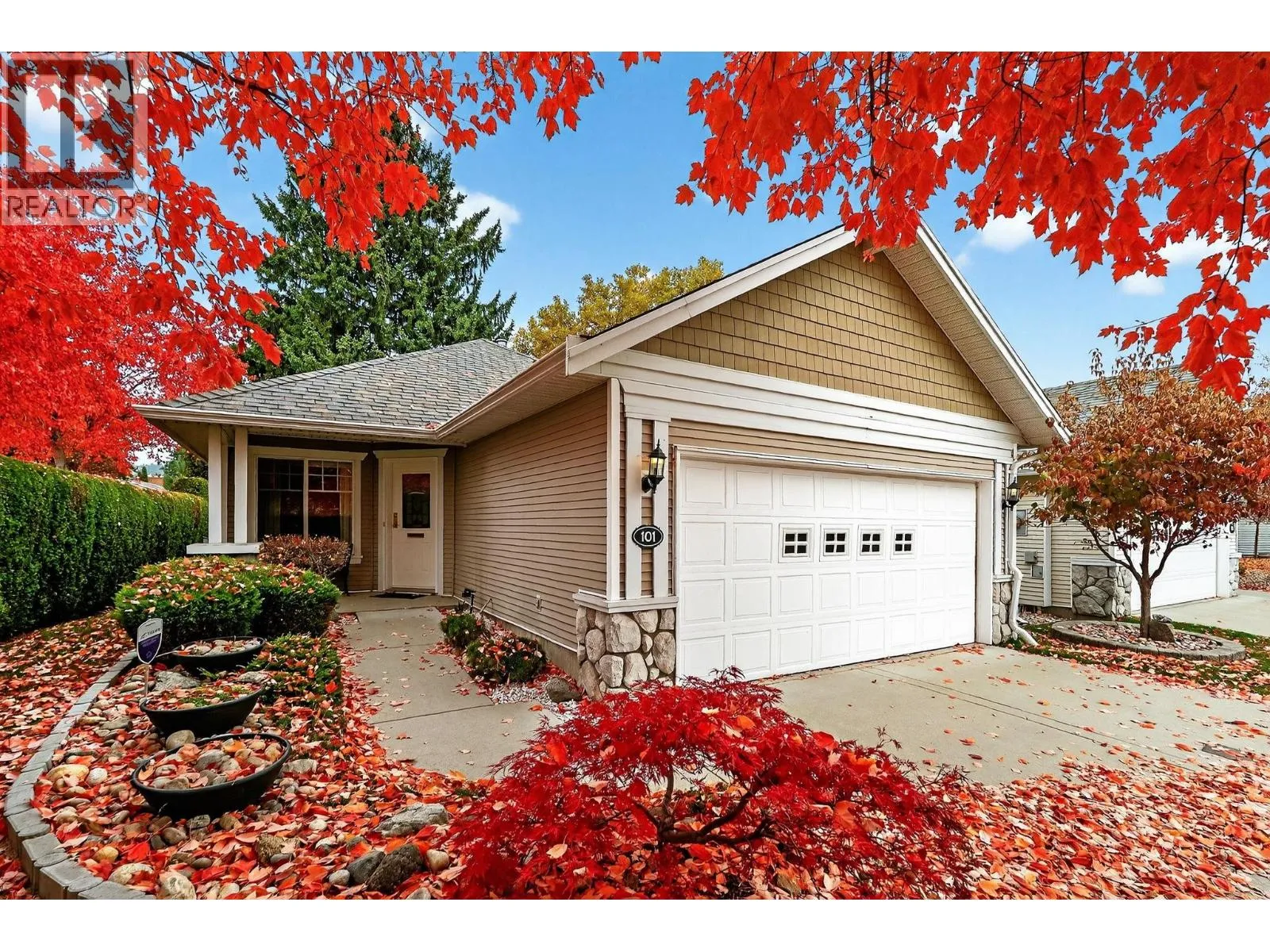 House for rent: 1321 Ridgeway Drive Unit# 101 Lot# 1, Kelowna, British Columbia V1Y 9T6