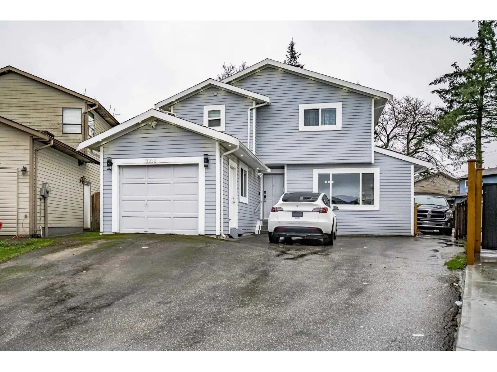 House for rent: 13232 82 Avenue, Surrey, British Columbia V3W 8Z4