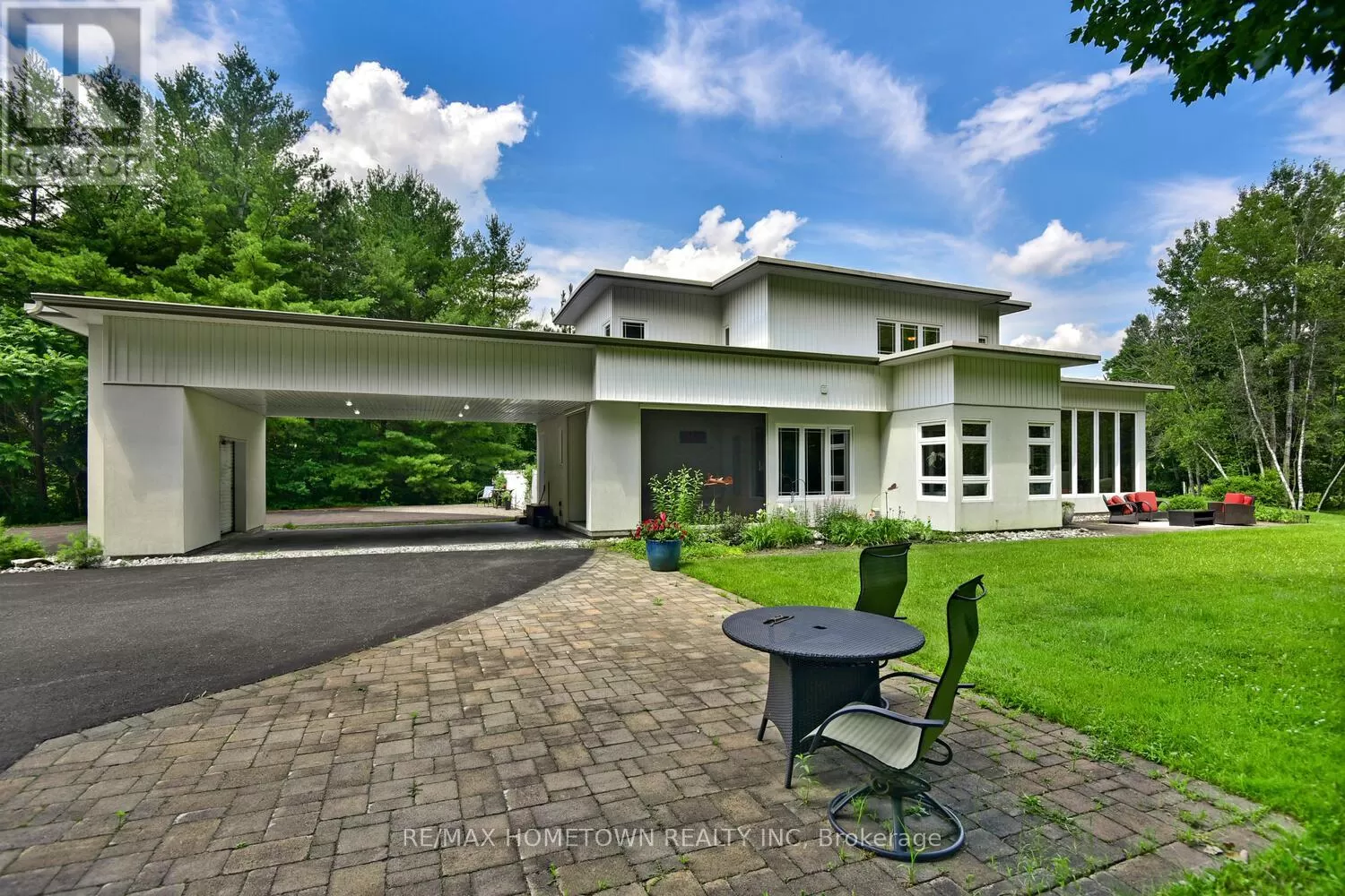 House for rent: 1326 Lily Bay Drive N, Elizabethtown-Kitley, Ontario K6V 7C5