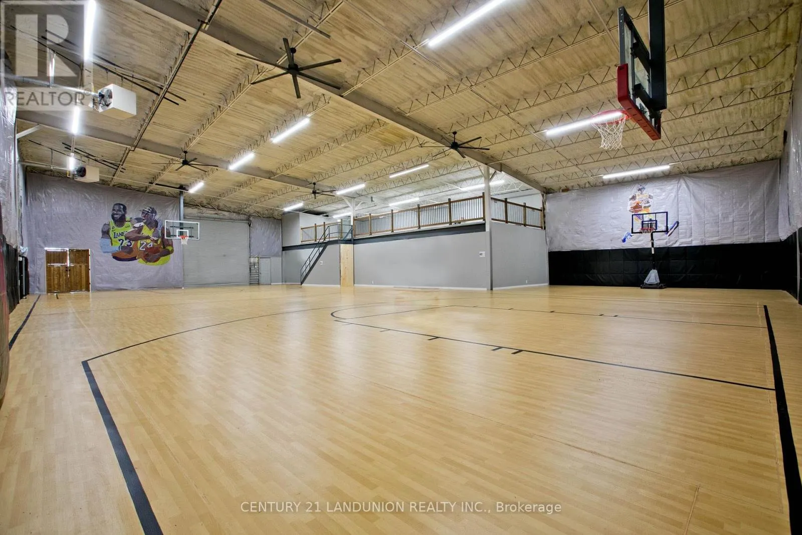 Unknown for rent: 13291 Warden Acres E, Whitchurch-Stouffville, Ontario L4A 3X8