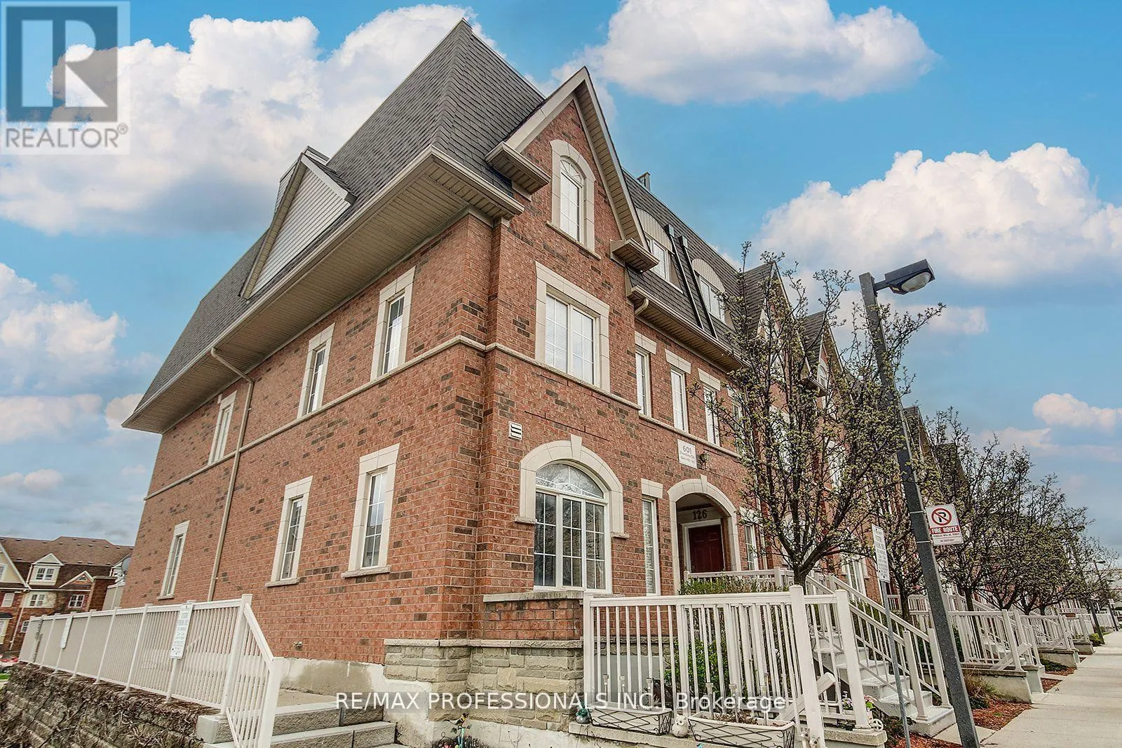 Row / Townhouse for rent: 133 - 601 Shoreline Drive, Mississauga, Ontario L5B 4K3