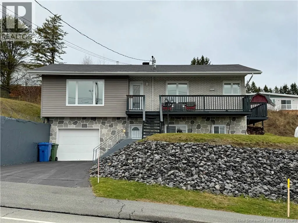 133 Bellevue Street, Edmundston, New Brunswick E3V 2E2