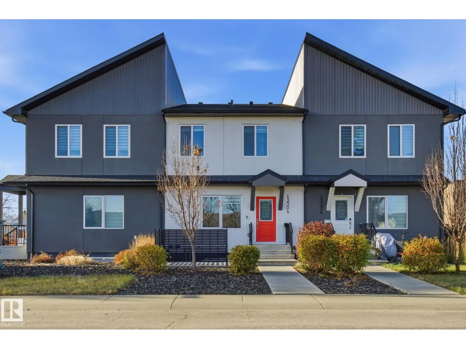 Row / Townhouse for rent: 13304 114 St Nw, Edmonton, Alberta T5E 5E4