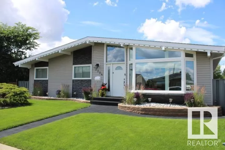 House for rent: 13304 70 St Nw, Edmonton, Alberta T5C 0K3