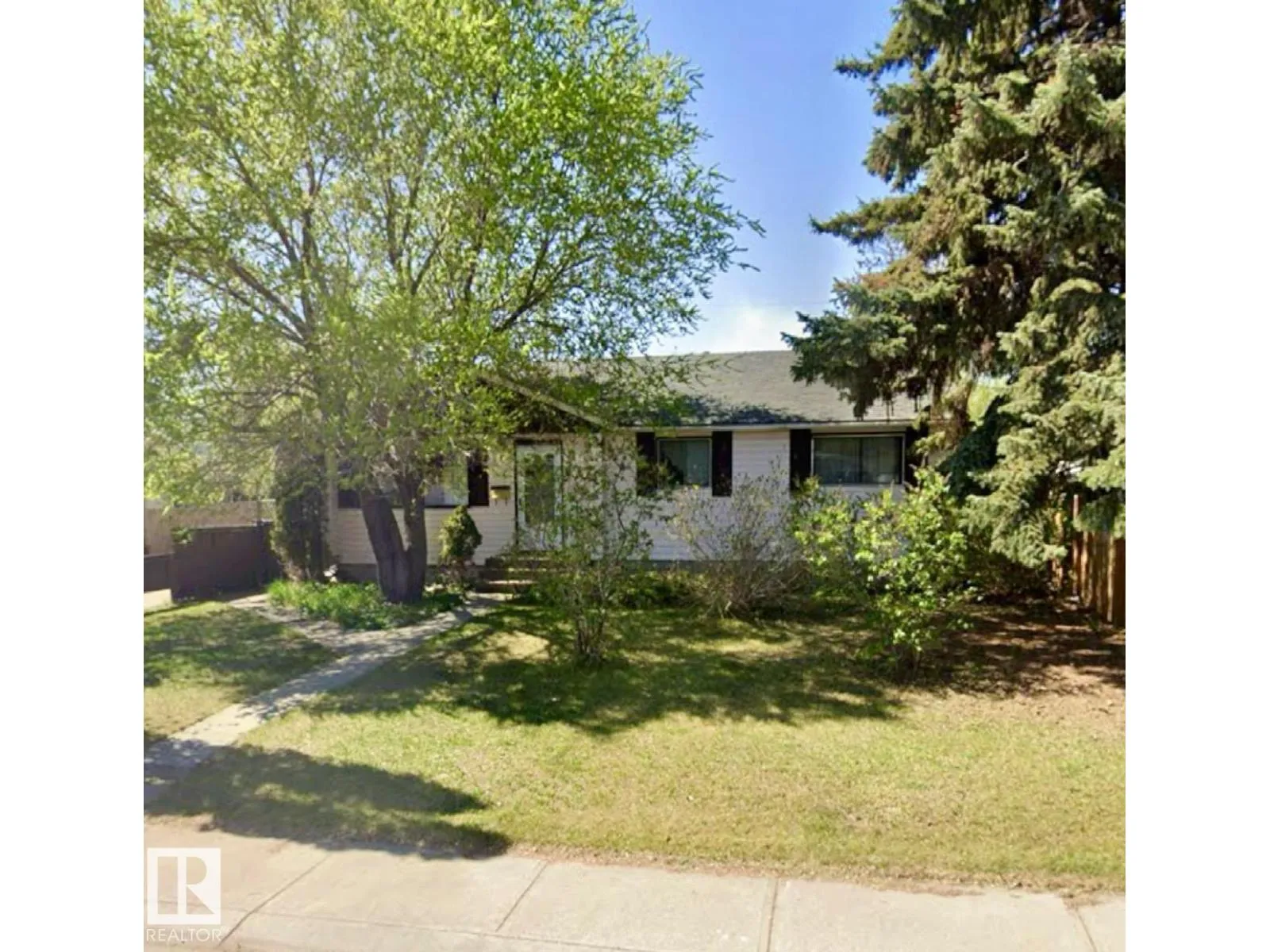 House for rent: 13320 139 St Nw, Edmonton, Alberta T8R 1J6